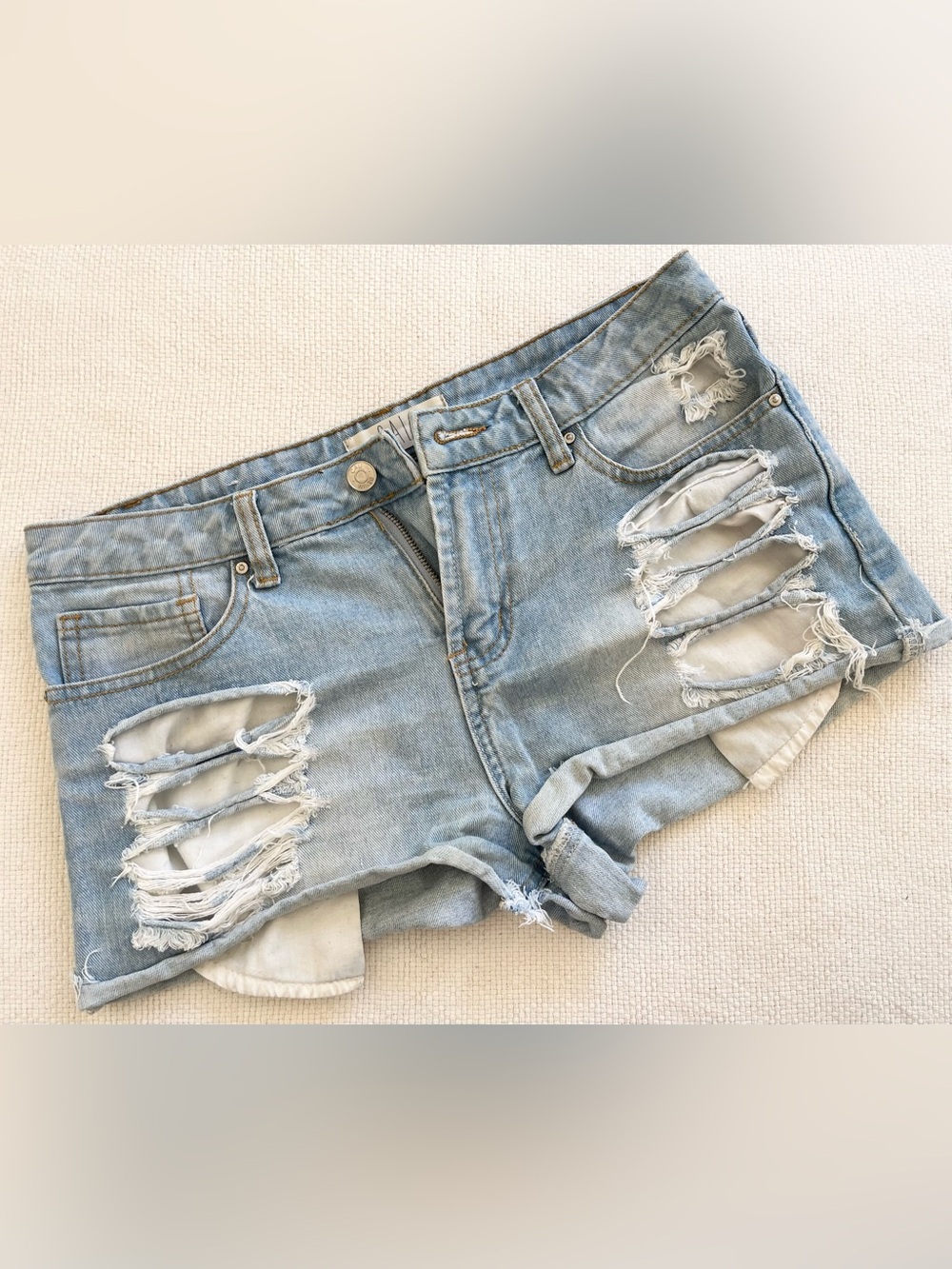 Cali Light Jean Shorts